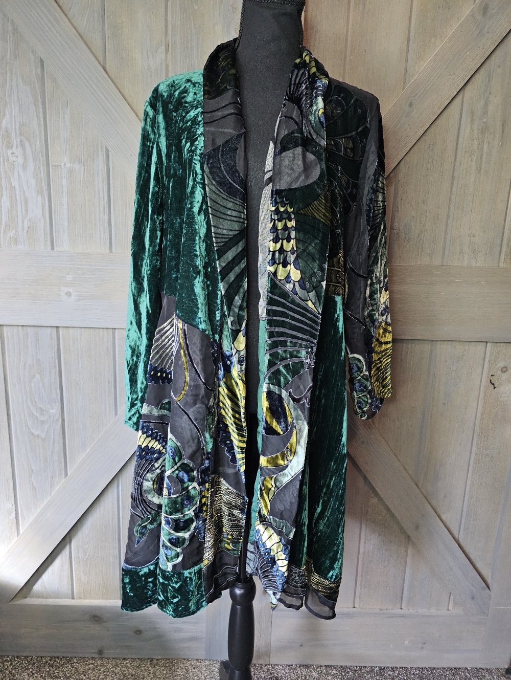 Chico's Travelers Collection Emerald Green Velvet Burnout Cardigan sz 3